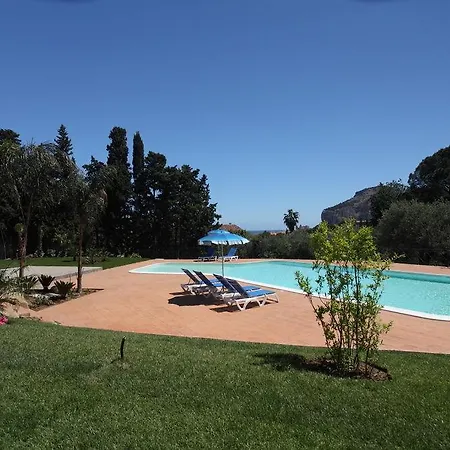 In Casa Вілла *