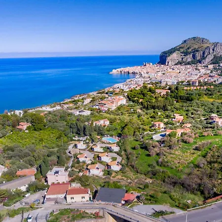 In Casa Чефалу