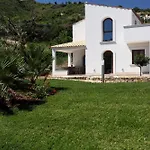 In Casa فيلة
