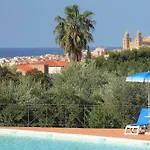 فيلة In Casa تْشيفالو
