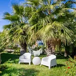 In Casa تْشيفالو