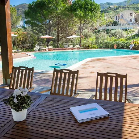 Villa In Casa