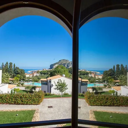 In Casa Villa Cefalù